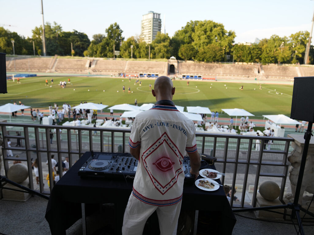 DJ Warming up The Women's Cup, Arena Civica, Milan 2025